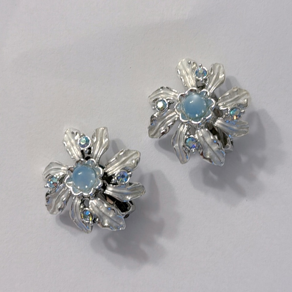 Vintage Judy Lee Flower Clip-On Earrings